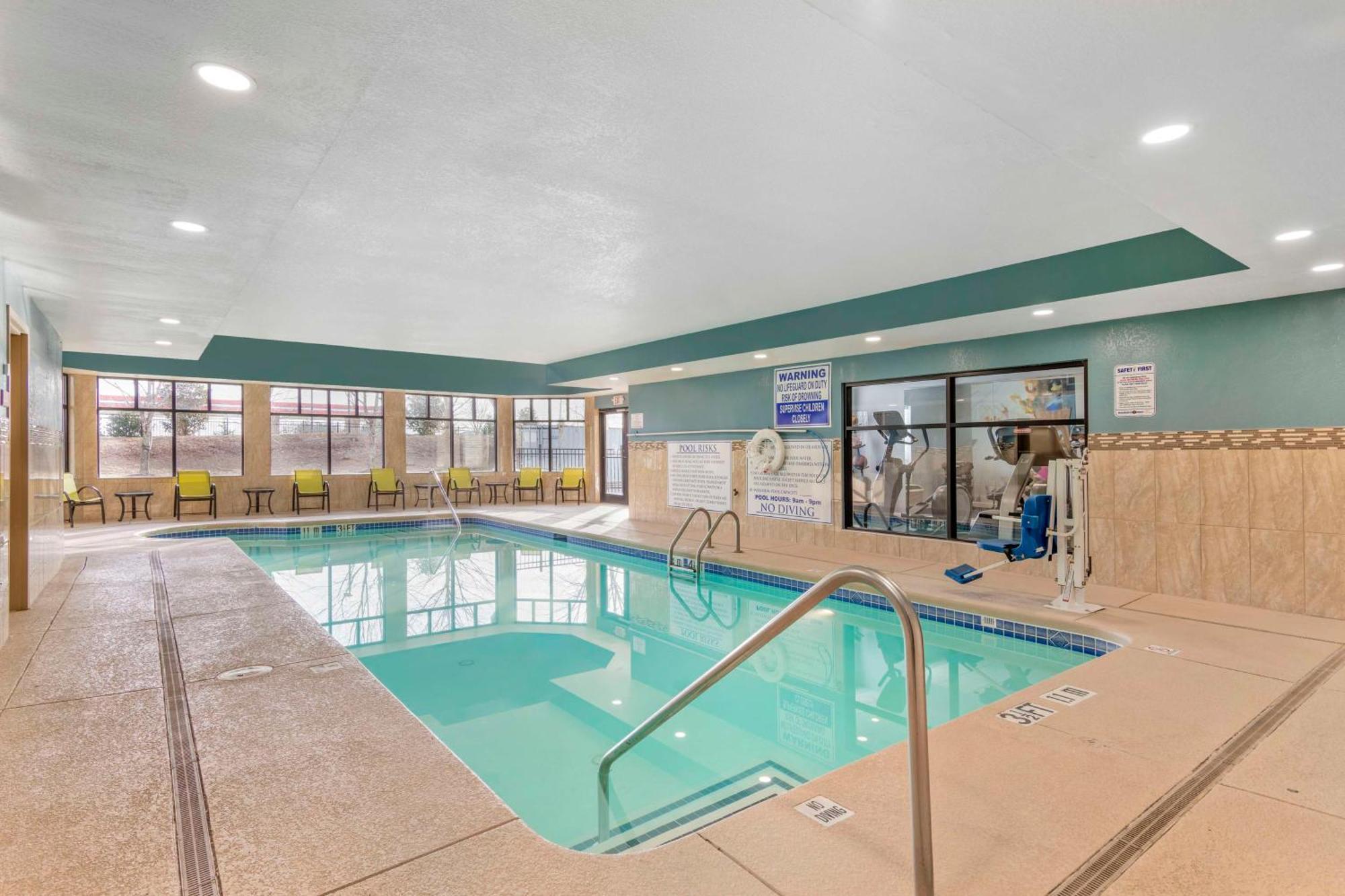 Best Western Plus Fairburn Atlanta Southwest Exterior photo