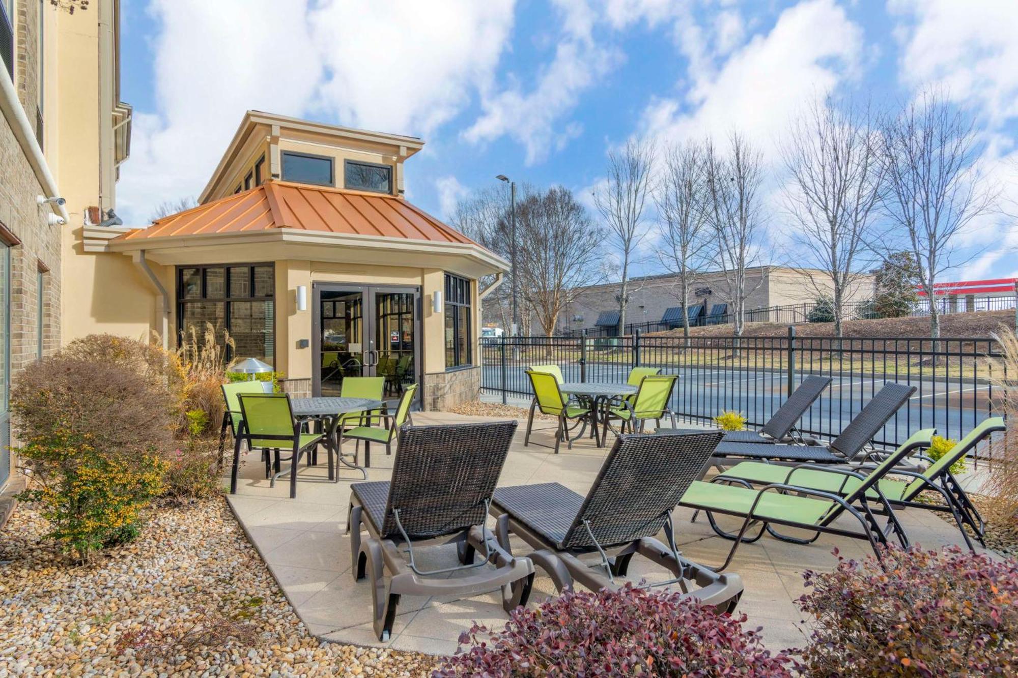 Best Western Plus Fairburn Atlanta Southwest Exterior photo