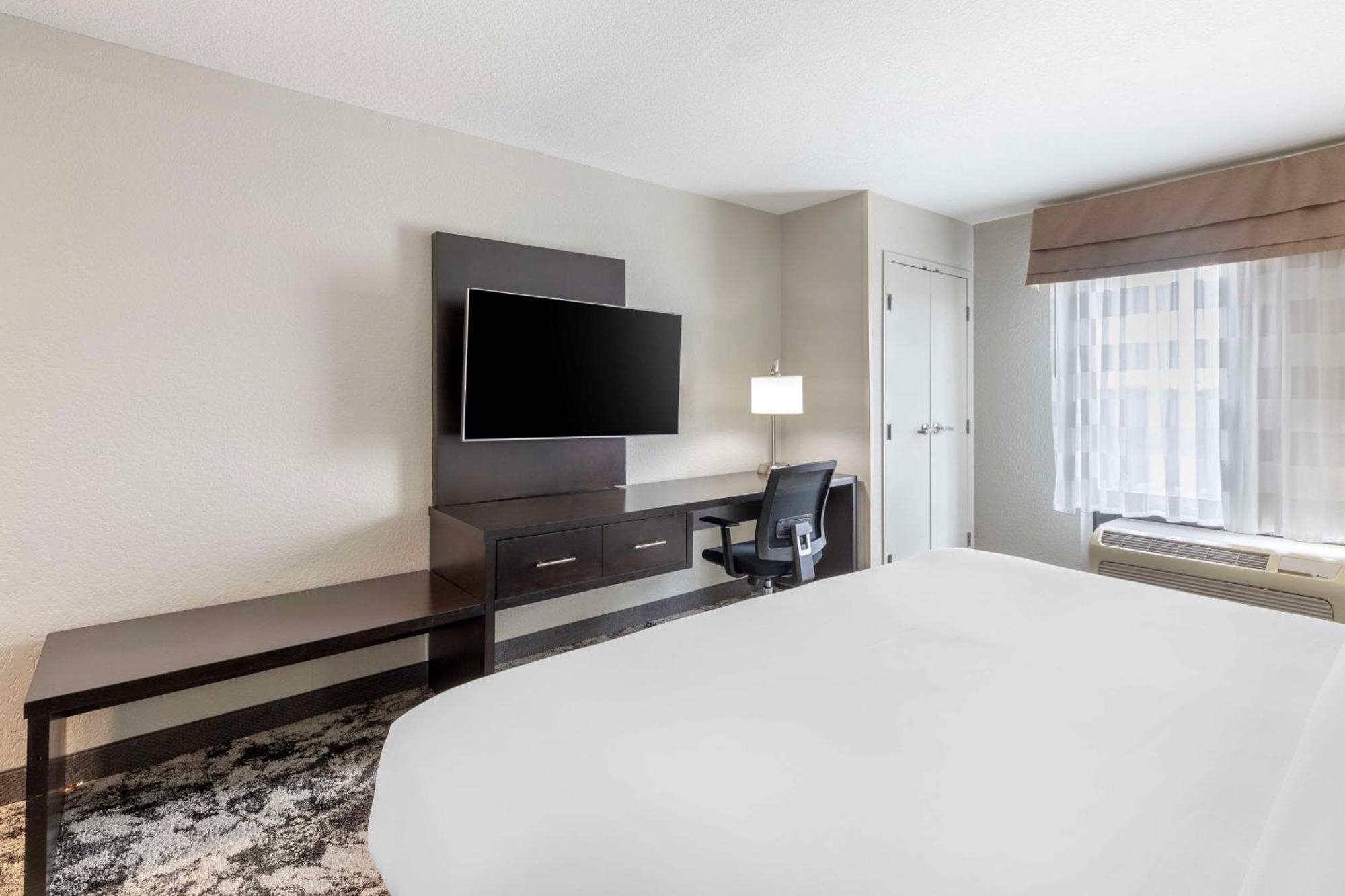 Best Western Plus Fairburn Atlanta Southwest Exterior photo